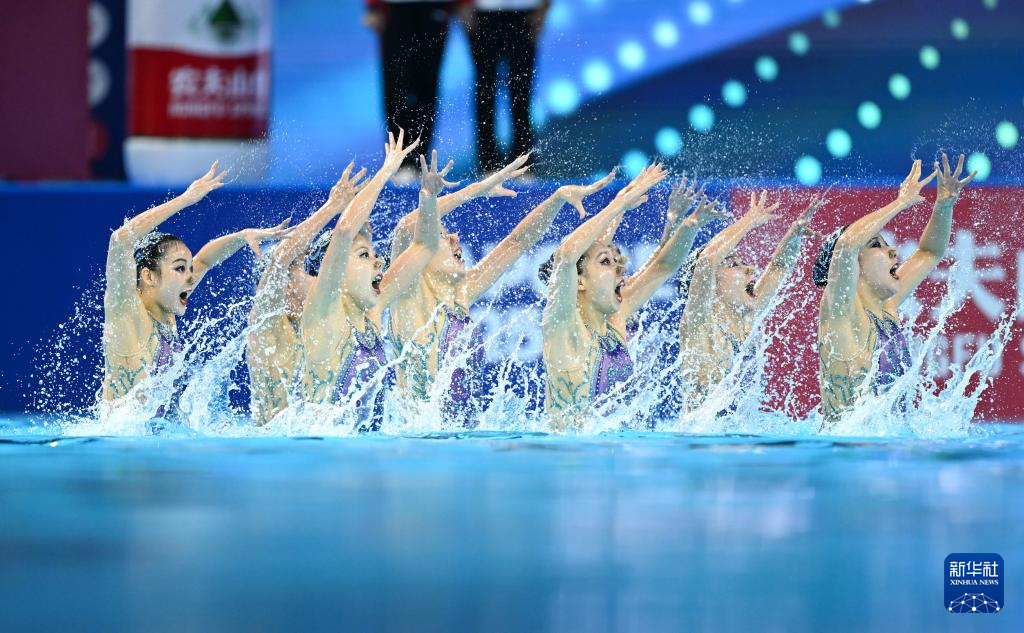 花样游泳——中国队获集体自由自选冠军