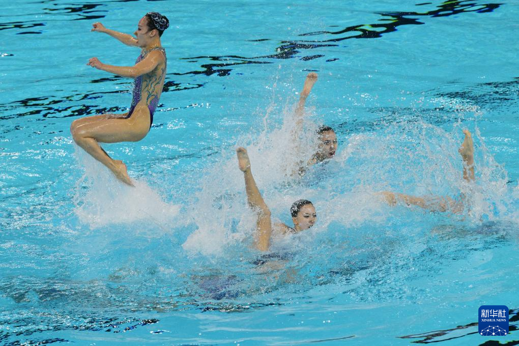 花样游泳——中国队获集体自由自选冠军