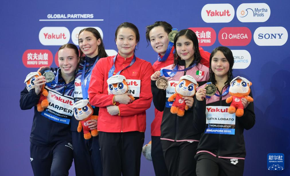 游泳世锦赛丨跳水:女子双人3米板:陈艺文/陈佳夺冠