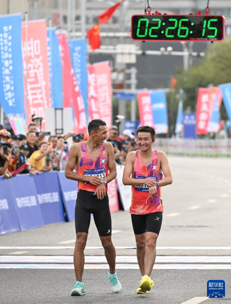 2025乌鲁木齐马拉松开跑