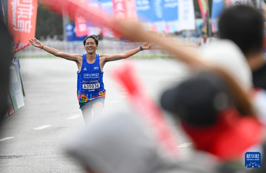 2025乌鲁木齐马拉松开跑