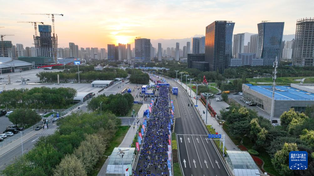 2025乌鲁木齐马拉松开跑