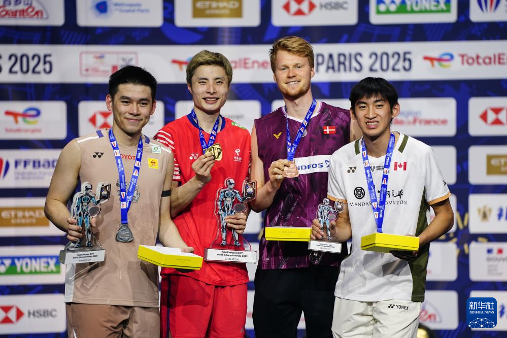 羽毛球——世锦赛:石宇奇获得男单冠军