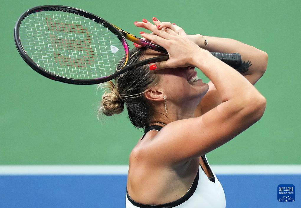 美网:萨巴伦卡获得女单冠军