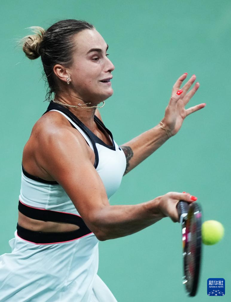 美网:萨巴伦卡获得女单冠军