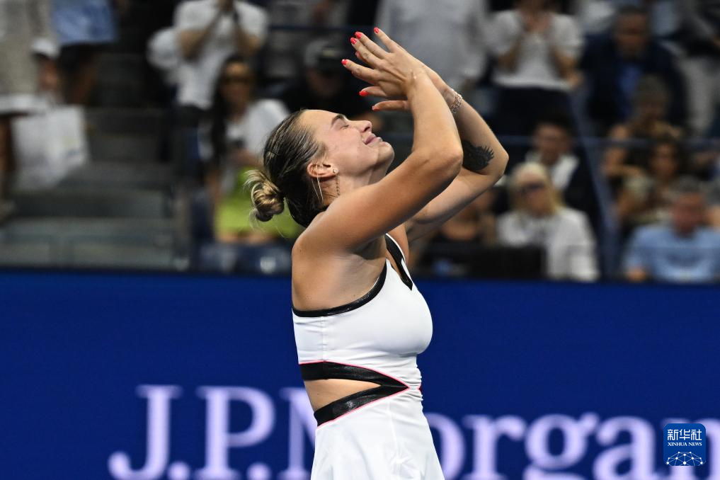 美网:萨巴伦卡获得女单冠军