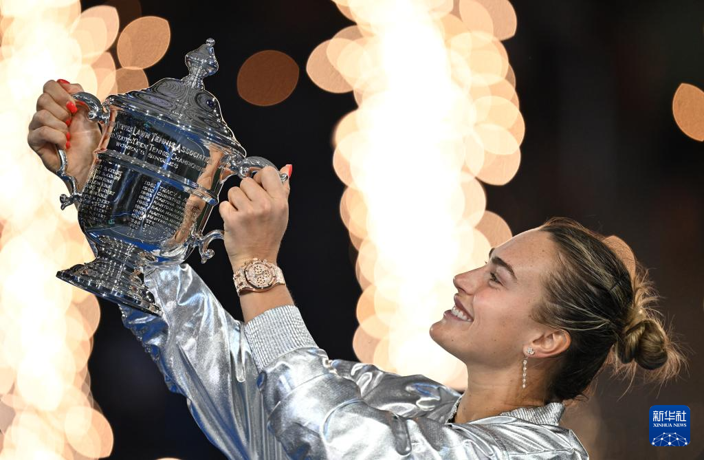 美网:萨巴伦卡获得女单冠军