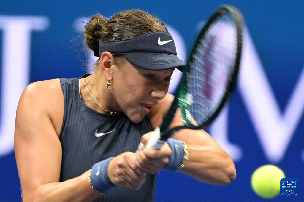 美网:萨巴伦卡获得女单冠军