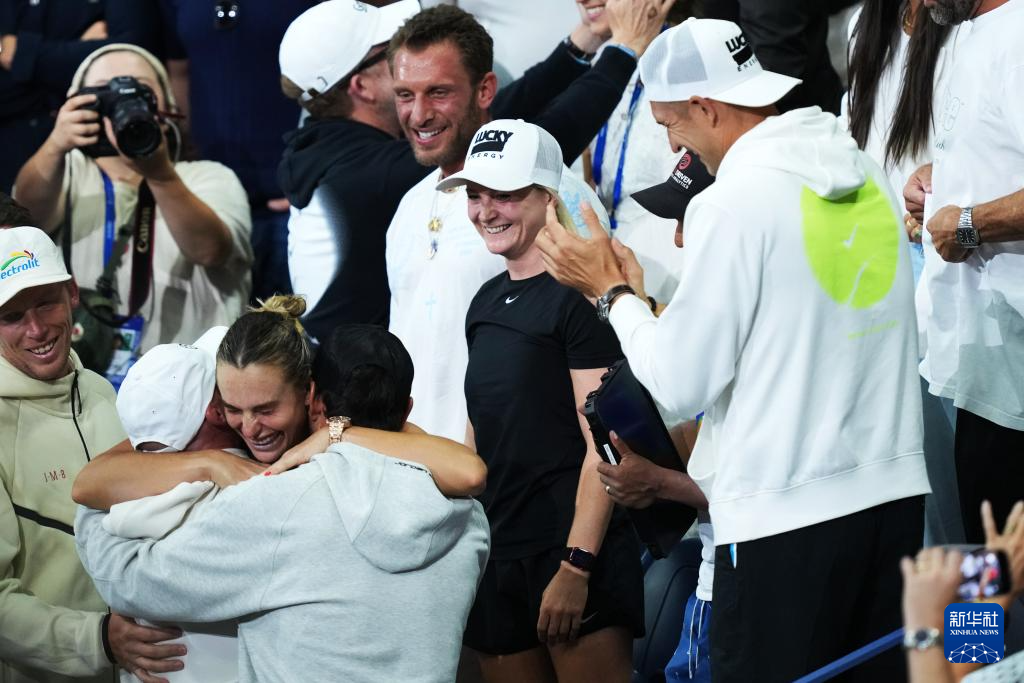 美网:萨巴伦卡获得女单冠军