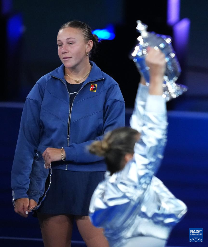 美网:萨巴伦卡获得女单冠军