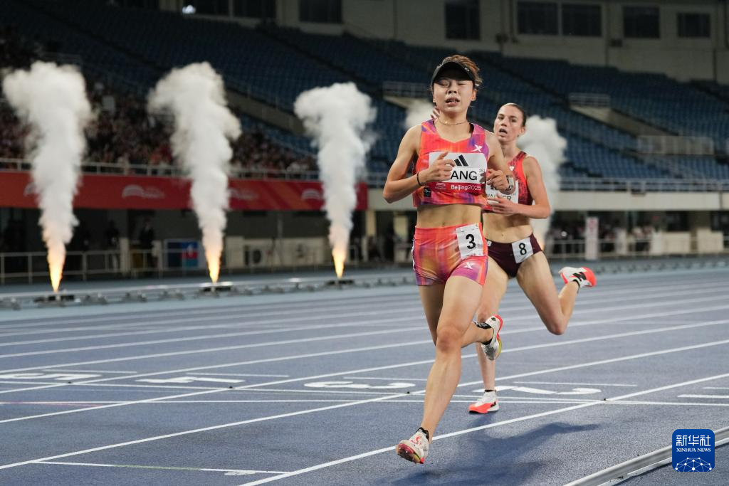 2025年世界田联洲际巡回赛:梁田田夺得女子3000米冠军