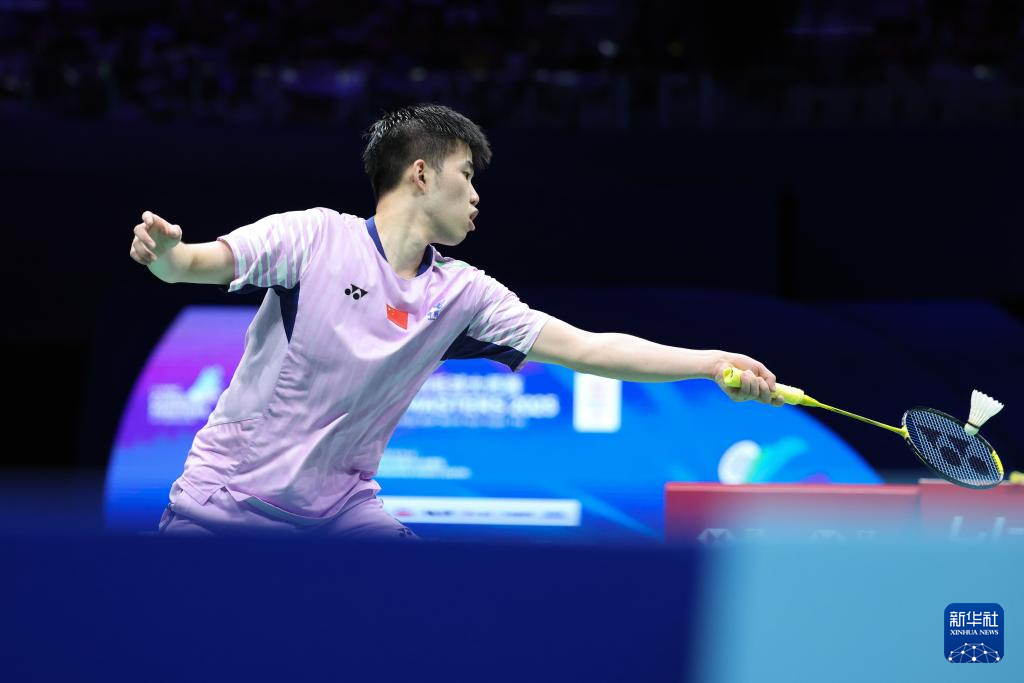 中国羽毛球大师赛:翁泓阳获男单冠军