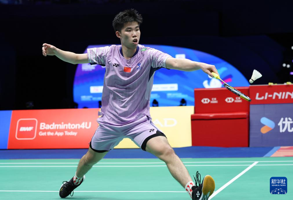 中国羽毛球大师赛:翁泓阳获男单冠军