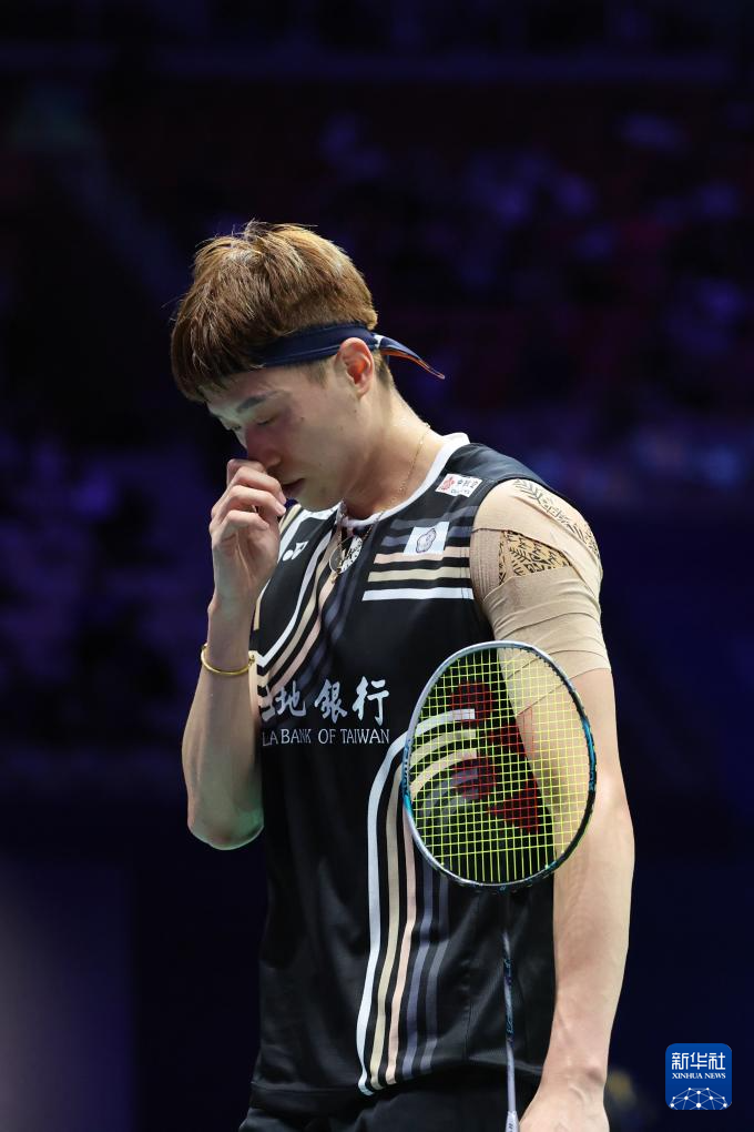 中国羽毛球大师赛:翁泓阳获男单冠军