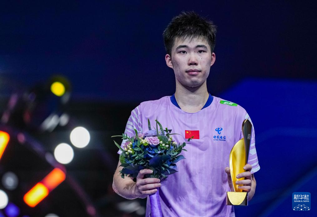 中国羽毛球大师赛:翁泓阳获男单冠军