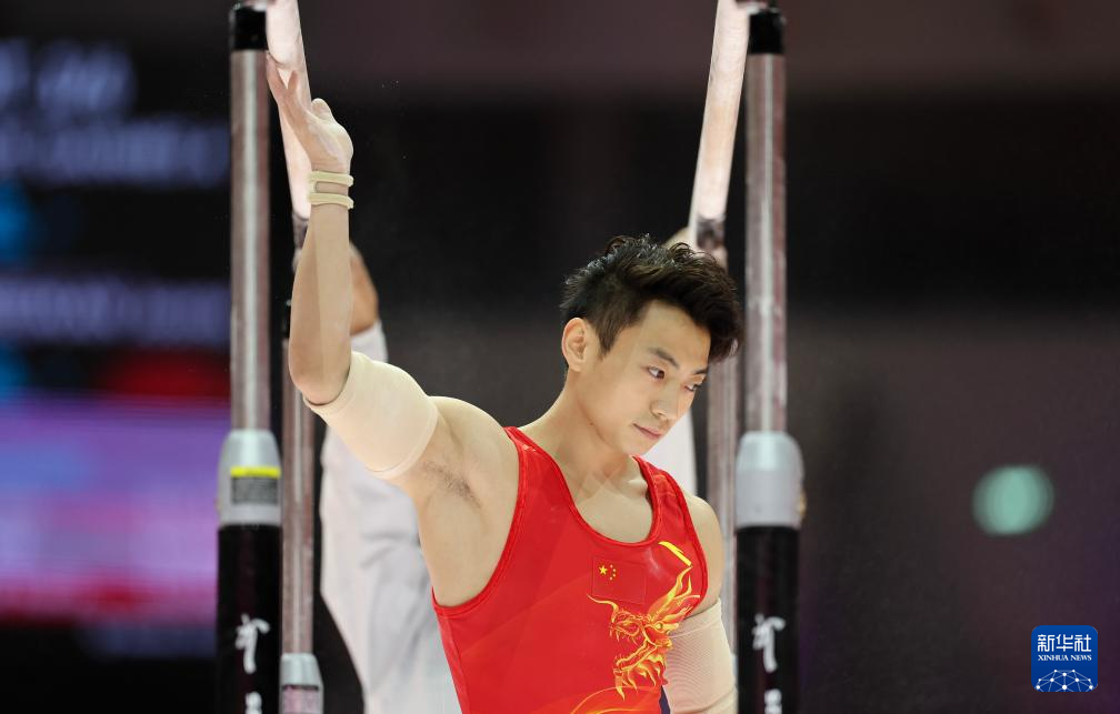 体操——世锦赛:中国队亮相男子资格赛