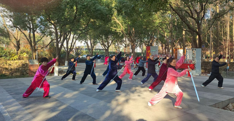 万村女性展风姿|徐建军:以柔韧太极守护乡村百姓幸福健康 万村女性展风姿|徐建军:以柔韧太极守护乡村百姓幸福健康