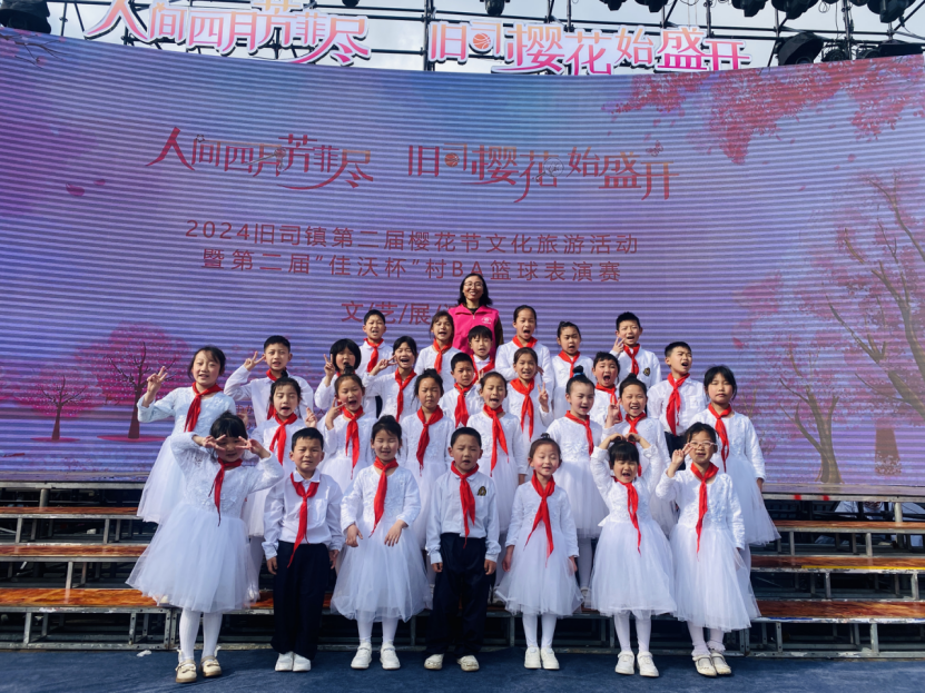 万村女性展风姿|罗燕妮:情系 “一老一小”,将科学健身种子撒遍乡野 万村女性展风姿|罗燕妮:情系 “一老一小”,将科学健身种子撒遍乡野