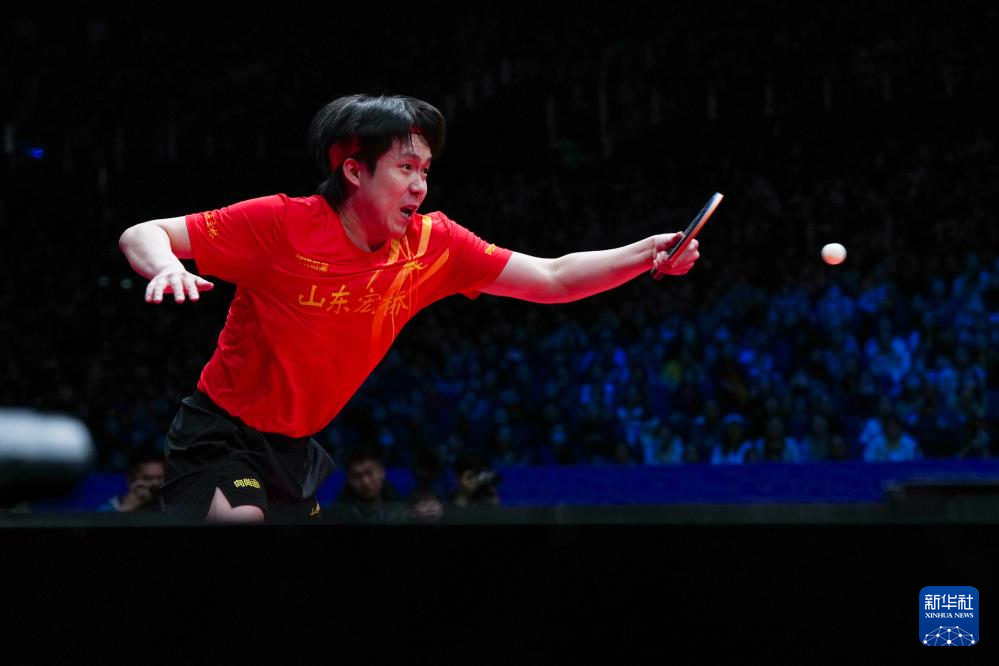 乒超联赛总决赛男团决赛:山东魏桥·向尚运动队夺冠