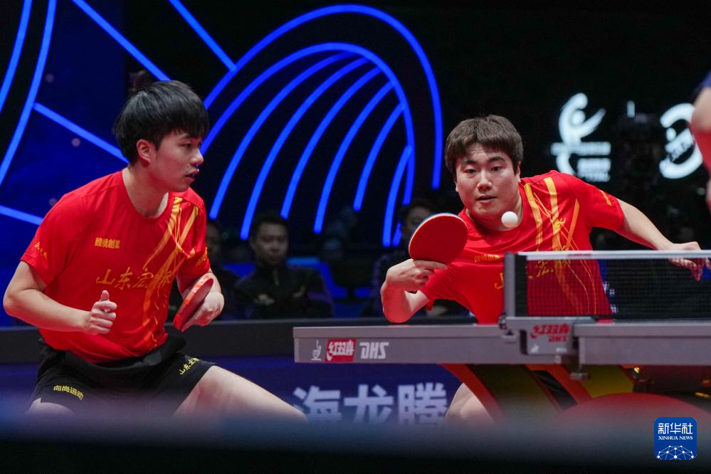 乒超联赛总决赛男团决赛:山东魏桥·向尚运动队夺冠
