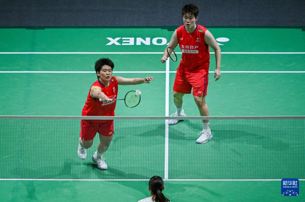 羽毛球——马来西亚公开赛:刘圣书/谭宁女双夺冠