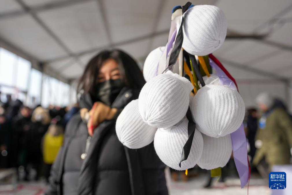黑龙江省“冰超”打雪仗赛在哈尔滨开赛