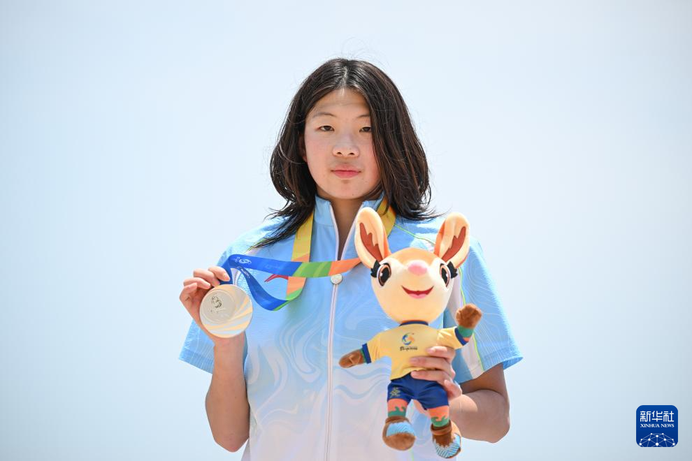 亚沙会|公开水域游泳:中国选手包揽女子5公里冠、亚军